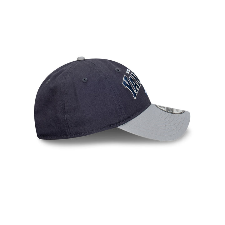 New Era หมวกรุ่น New York Yankees Arch 2-Tone Gray Visor Navy 9FORTY Cap