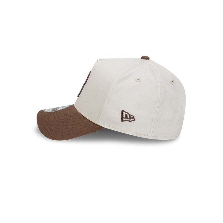 New Era หมวกรุ่น Boston Red Sox 2-Tone Vintage Stone Walnut 9FORTY A-Frame Cap