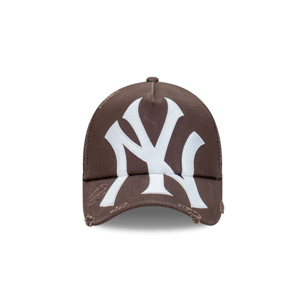 New Era หมวกรุ่น New York Yankees Oversized Distres 9Forty A-Frame Trucker Cap