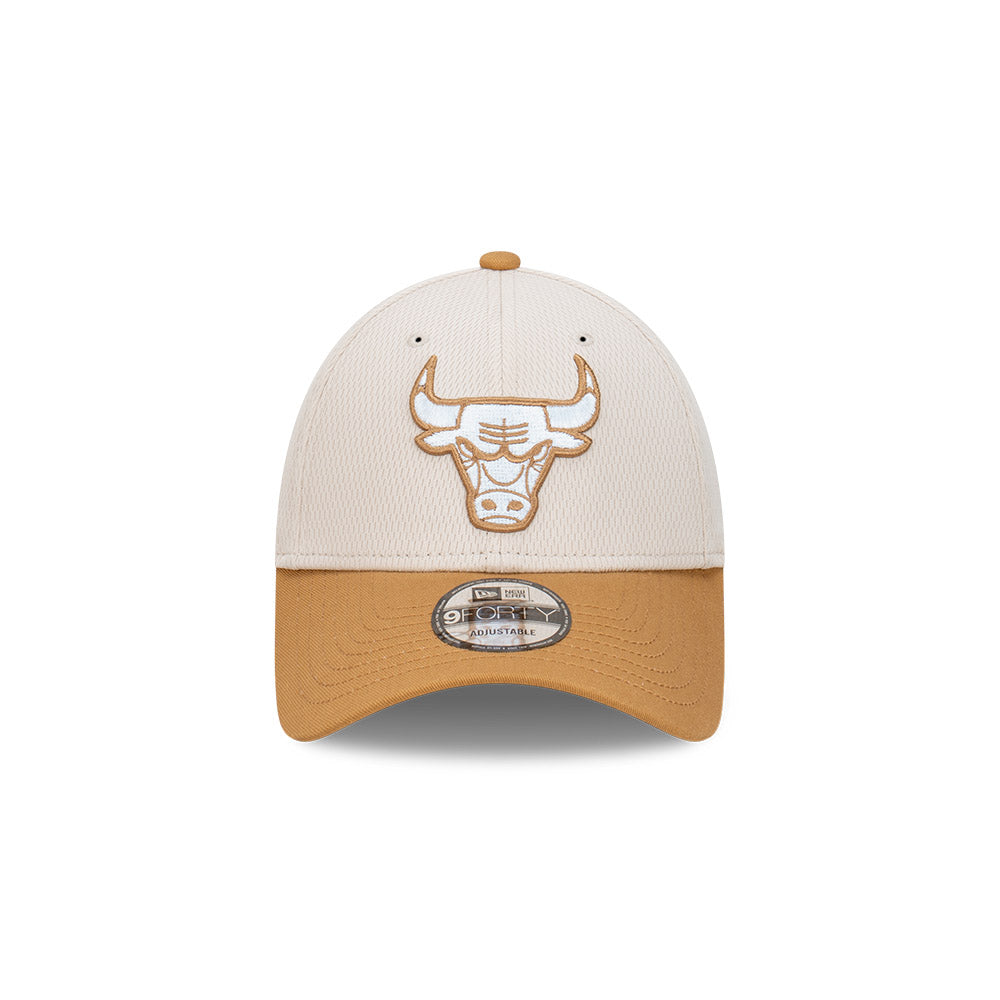New Era หมวกรุ่น Chicago Bulls Dashmark 2-Tone Wheat Visor Stone 9Forty Cap