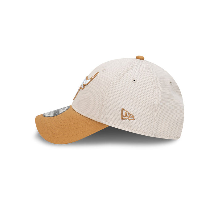 New Era หมวกรุ่น Chicago Bulls Dashmark 2-Tone Wheat Visor Stone 9Forty Cap