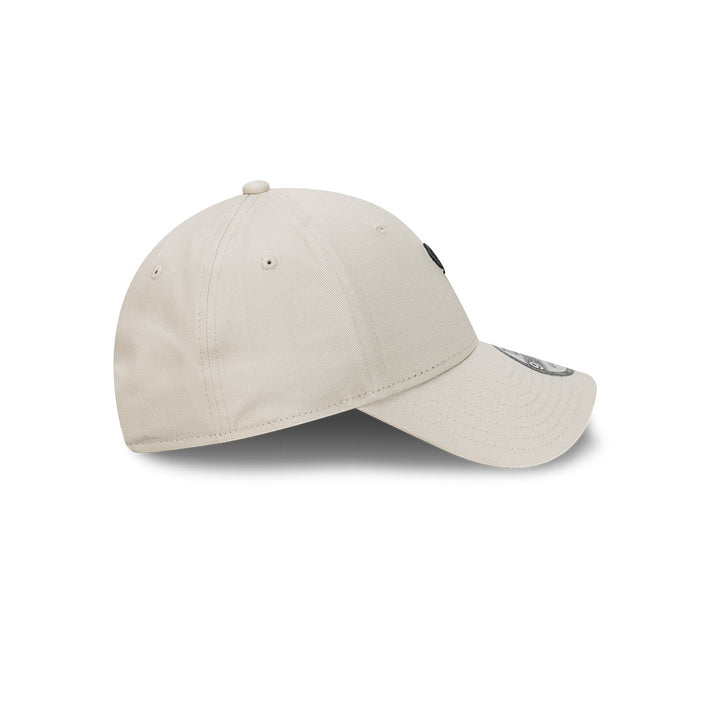 New Era หมวกรุ่น Chicago Bulls Black Visor Script Stone 9FORTY Cap