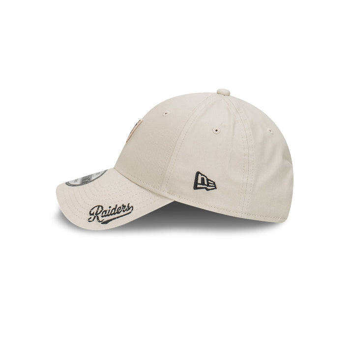 New Era หมวกรุ่น Las Vegas Raiders Black Visor Script Stone 9FORTY Cap