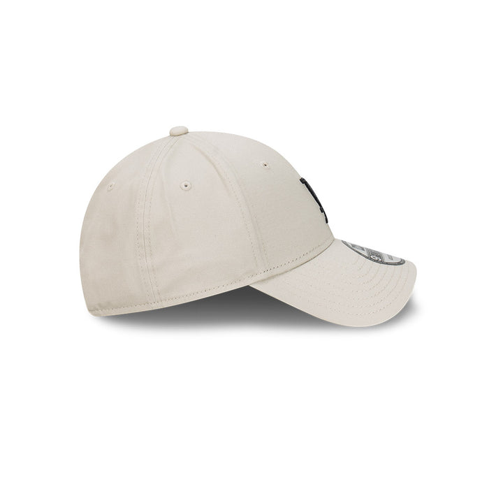 New Era หมวกรุ่น Los Angeles Dodgers Black Visor Script Stone 9FORTY Cap