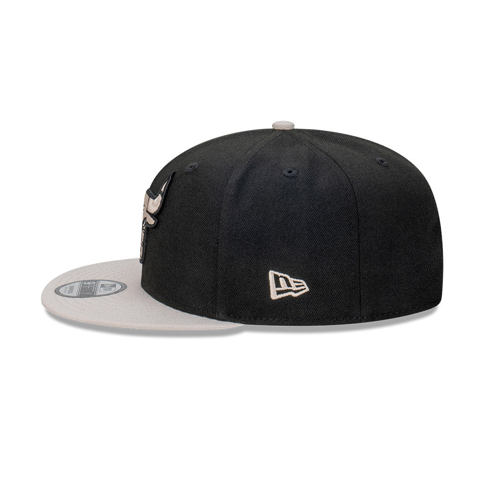 New Era หมวกรุ่น Chicago Bulls 2-Tone Black Stone 9FIFTY Cap