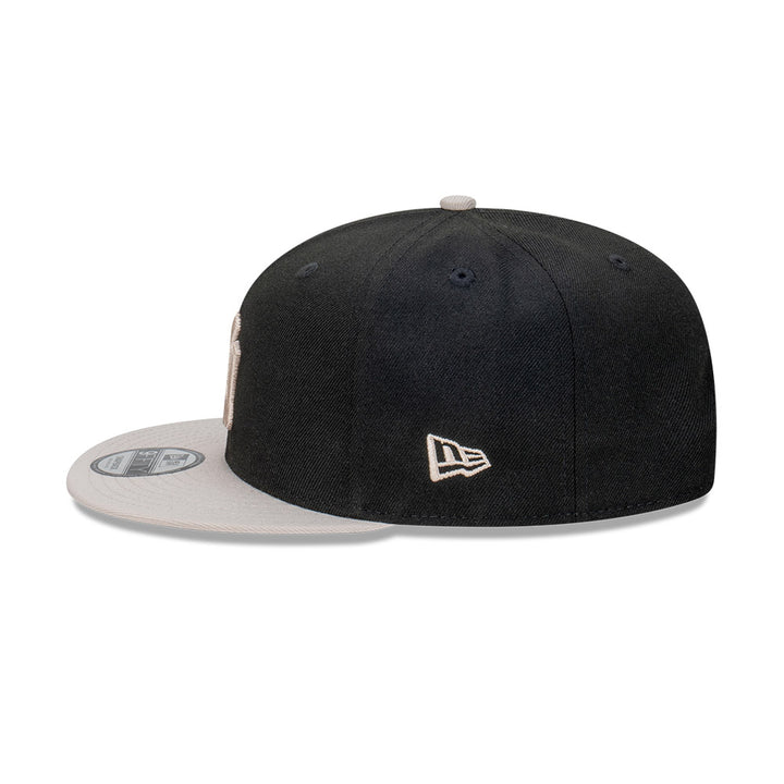 New Era หมวกรุ่น New York Yankees 2-Tone Black Stone 9FIFTY Cap