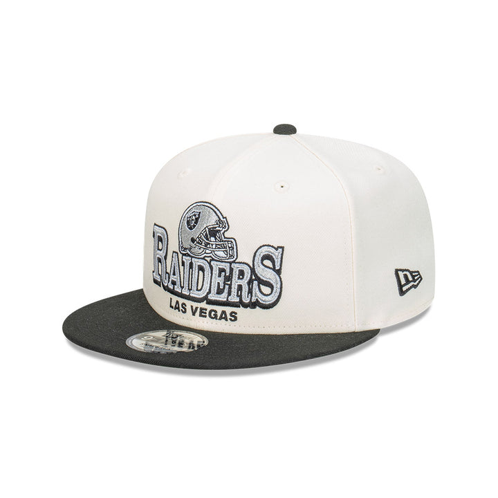 New Era หมวกรุ่น Las Vegas Raiders Stack Script 2-Tone Black Visor Chrome White 9FIFTY Cap