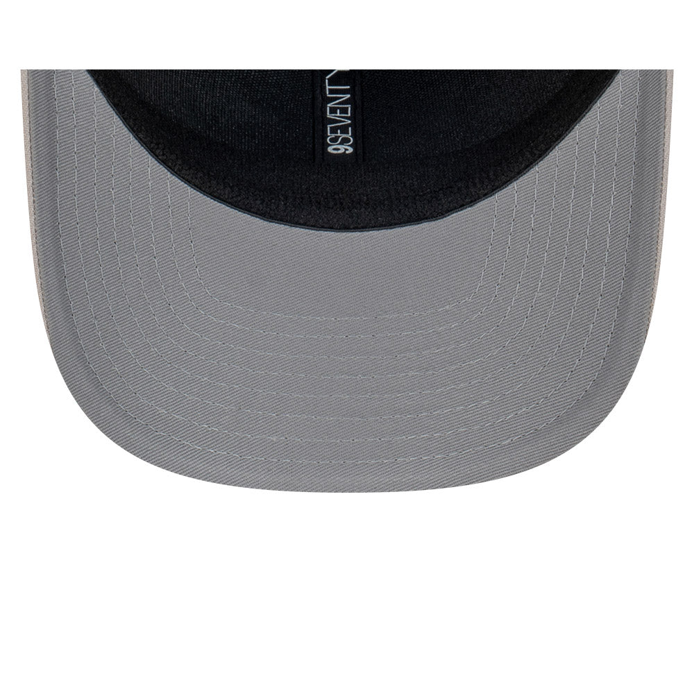 New Era หมวกรุ่น Chicago Bulls Shadow Tech 2-Tone Stone Visor Gray 9SEVENTY Stretch-Snap Cap