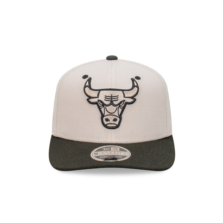 New Era หมวกรุ่น Chicago Bulls Stone Black 2-Tone 9Seventy Stretch Snap Cap