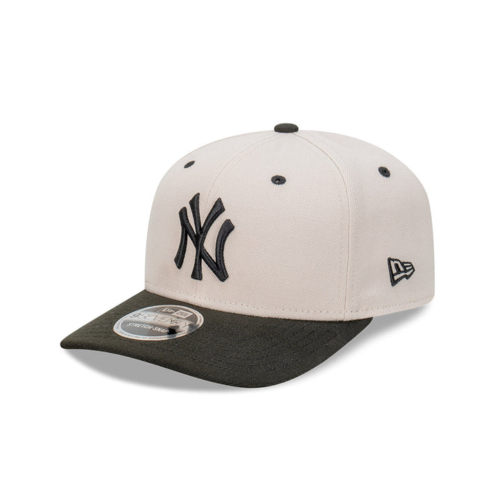 New Era หมวกรุ่น New York Yankees Stone Black 2-Tone 9Seventy Stretch Snap Cap