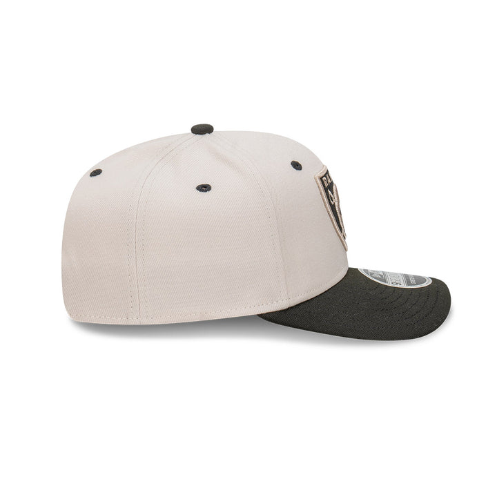 New Era หมวกรุ่น Las Vegas Raiders Stone Black 2-Tone 9Seventy Stretch Snap Cap