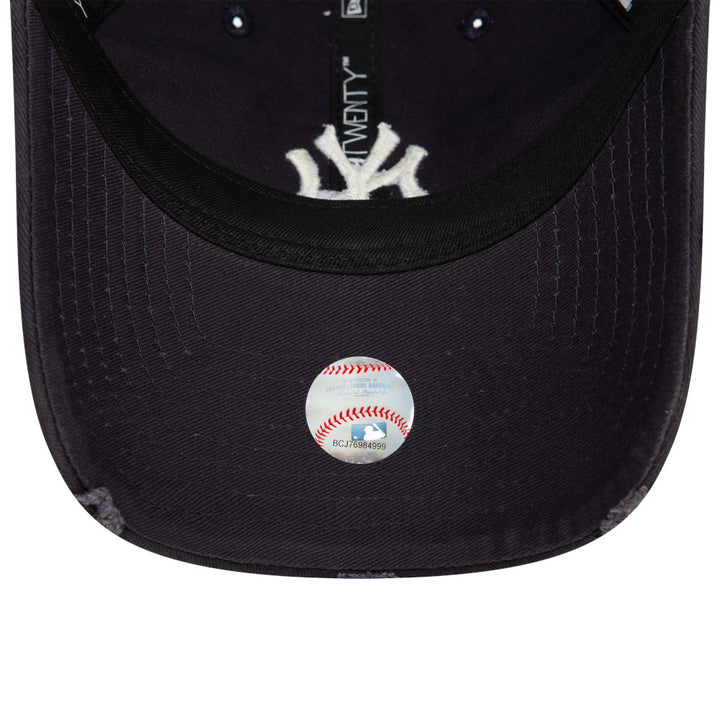 New Era หมวกรุ่น New York Yankees Distressed Navy 9Twenty Cap