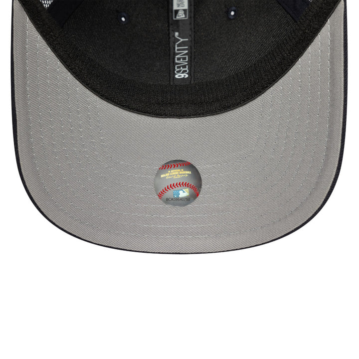 New Era หมวกรุ่น New York Yankees Mesh Navy 9Seventy Stretch Snap Cap