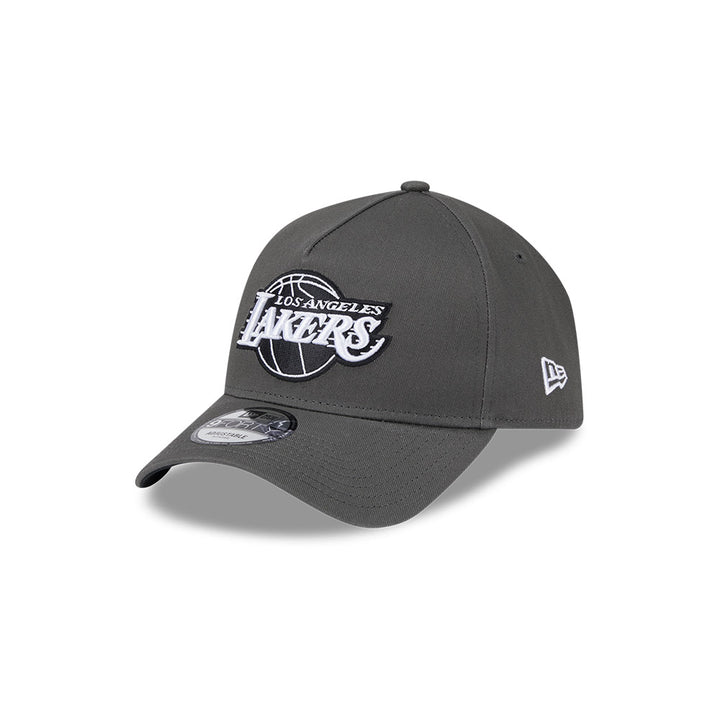 New Era หมวกรุ่น LOS ANGELES LAKERS DUSTY CHARCOAL 9FORTY AF CAP