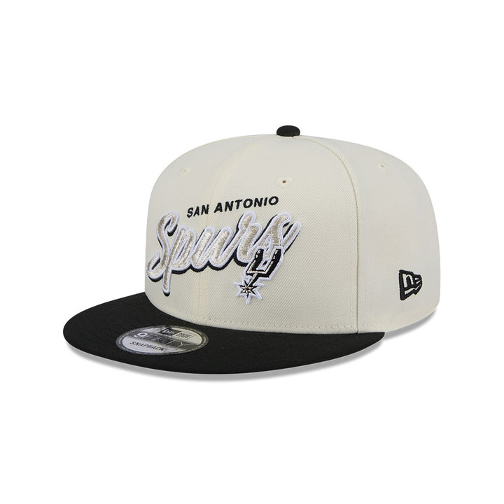 New Era หมวกรุ่น San Antonio Spurs Nba Script 2-Tone Black Visor Chrome White 9Fifty Cap
