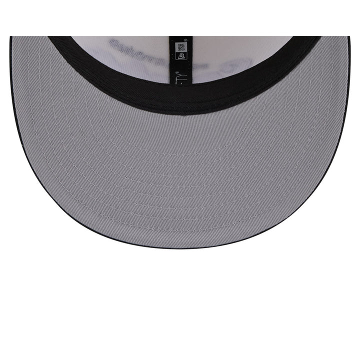 New Era หมวกรุ่น San Antonio Spurs Nba Script 2-Tone Black Visor Chrome White 9Fifty Cap