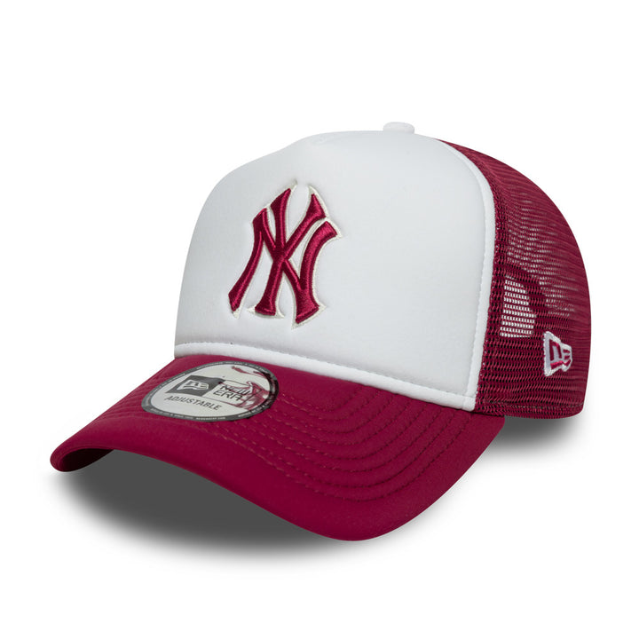 New Era หมวกรุ่น NEW YORK YANKEES COOPERSTOWN 2-TONE CHERRY JAM VISOR OPTIC WHITE 9FORTY EF TRUCKER CAP