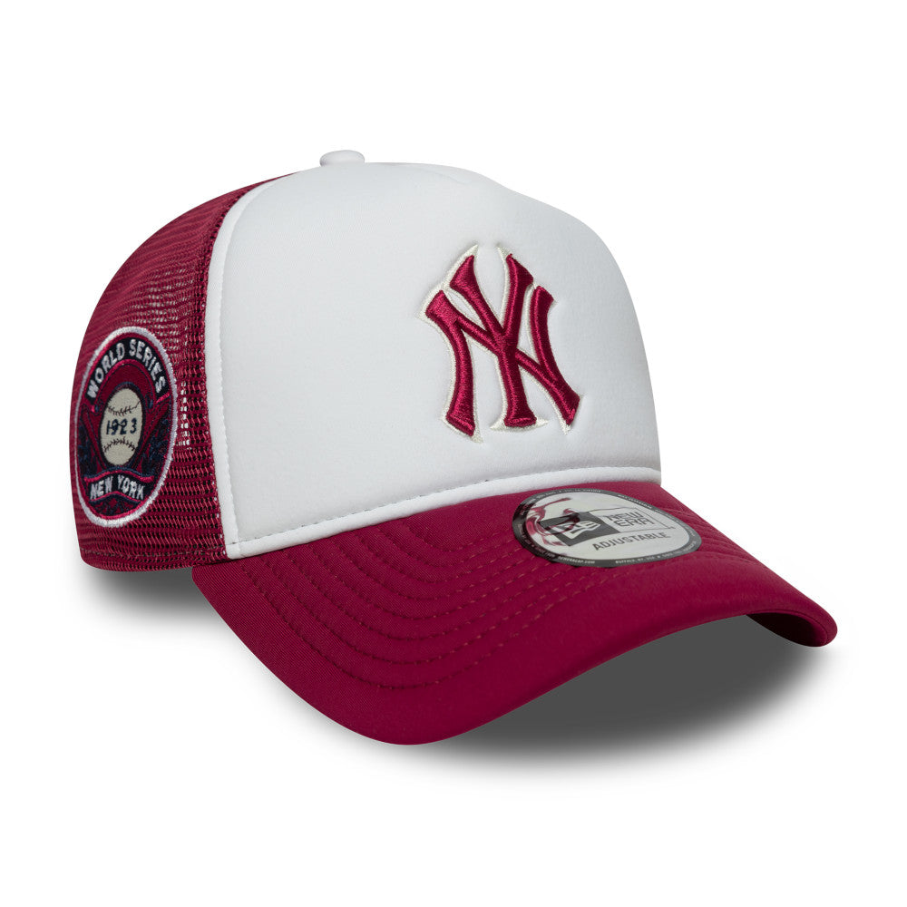 New Era หมวกรุ่น NEW YORK YANKEES COOPERSTOWN 2-TONE CHERRY JAM VISOR OPTIC WHITE 9FORTY EF TRUCKER CAP