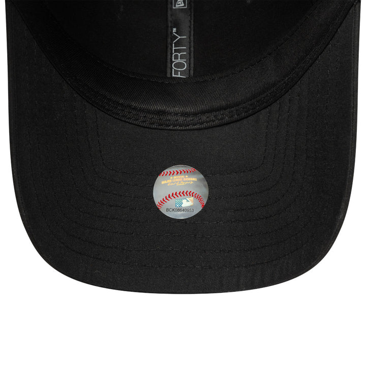 New Era หมวกรุ่น New York Yankees Flawless Mesh Black 9Forty Trucker Cap