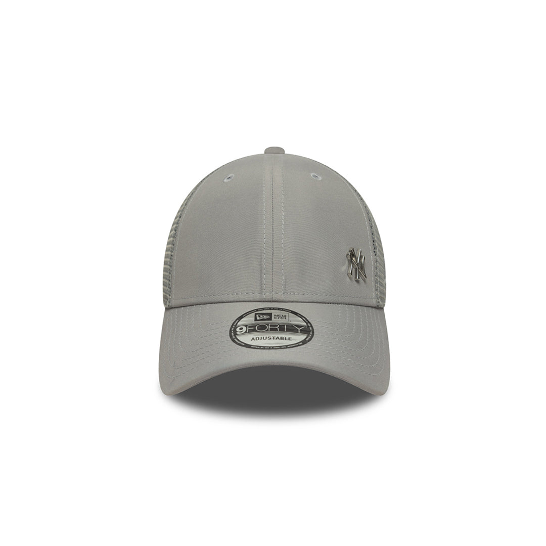 New Era หมวกรุ่น New York Yankees Flawless Mesh Gray 9Forty Trucker Cap