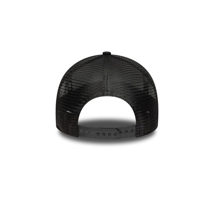 หมวกแก๊ป New Era รุ่น New Era Oval Canvas Distress Black 9Forty E-Frame Trucker Cap