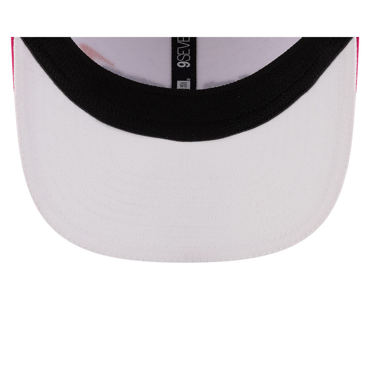 New Era หมวกรุ่น McLaren Racing Race Special White Miami 9Seventy Stretch-Snap Cap