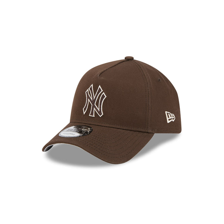 New Era หมวกรุ่น New York Yankees Earth Tonal Chainstitch Walnut 9Forty Af Cap