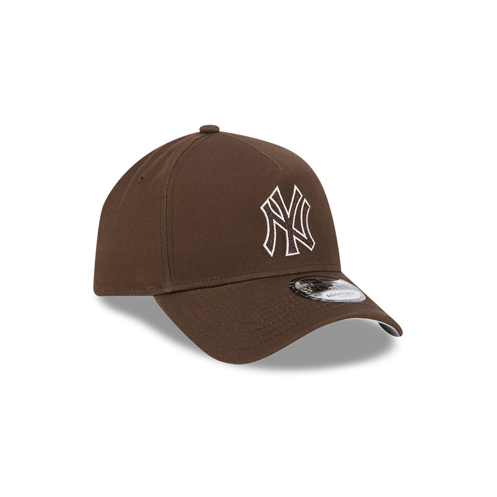 New Era หมวกรุ่น New York Yankees Earth Tonal Chainstitch Walnut 9Forty Af Cap