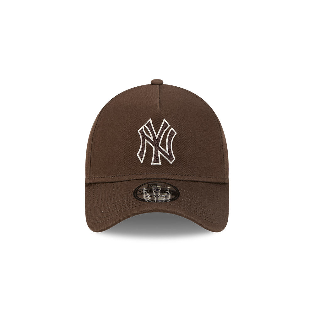 New Era หมวกรุ่น New York Yankees Earth Tonal Chainstitch Walnut 9Forty Af Cap
