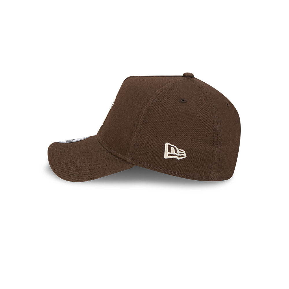New Era หมวกรุ่น New York Yankees Earth Tonal Chainstitch Walnut 9Forty Af Cap