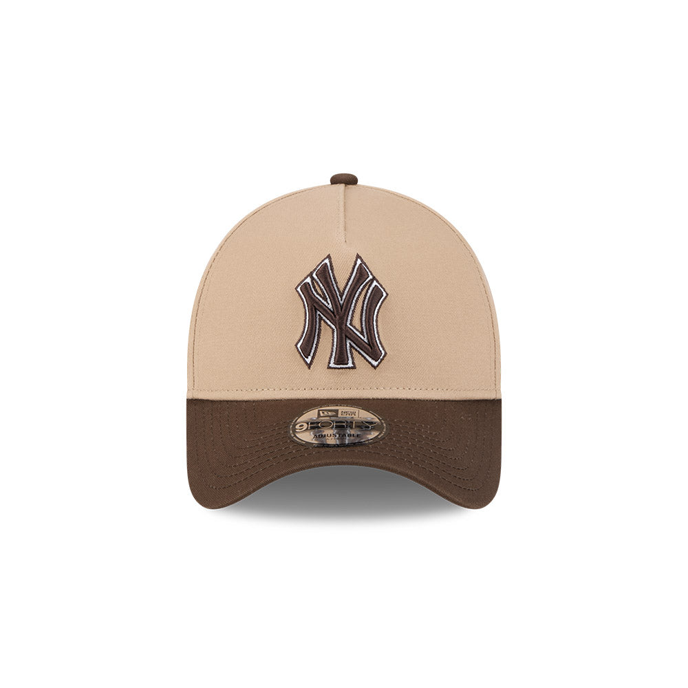 New Era หมวกรุ่น NEW YORK YANKEES NY CAMEL 2 TONE CAMEL 9FORTY A-FRAME CAP