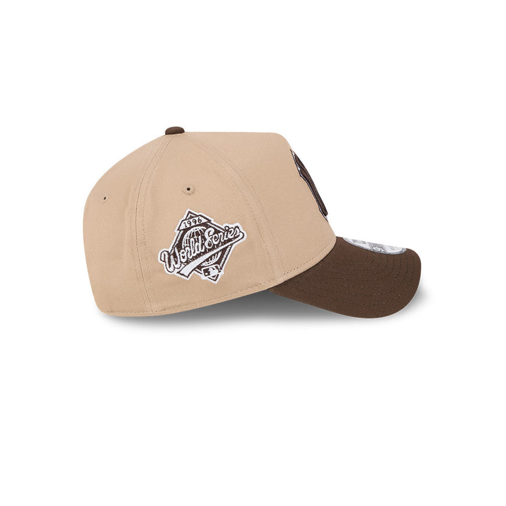 New Era หมวกรุ่น NEW YORK YANKEES NY CAMEL 2 TONE CAMEL 9FORTY A-FRAME CAP