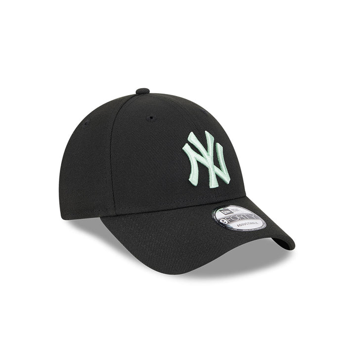 New Era หมวกรุ่น New York Yankees Peppermint Repreve Black 9Forty Cap