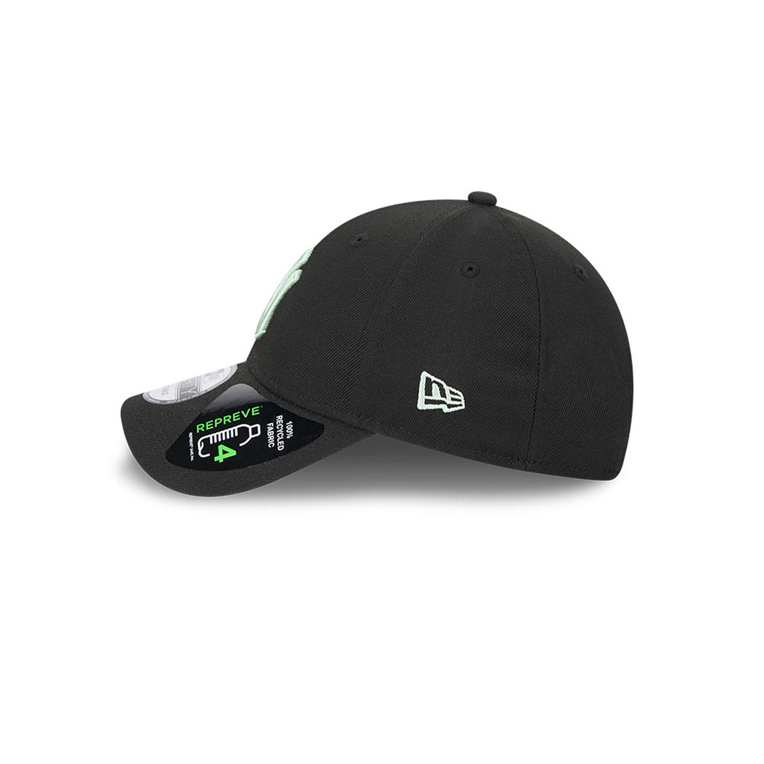 New Era หมวกรุ่น New York Yankees Peppermint Repreve Black 9Forty Cap