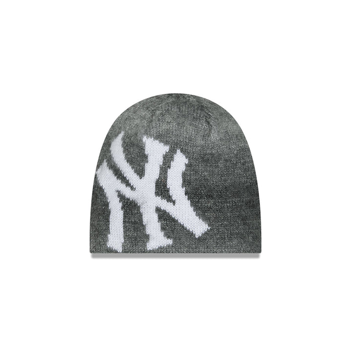 New Era หมวกรุ่น New York Yankees Gradient Black Knit Medium