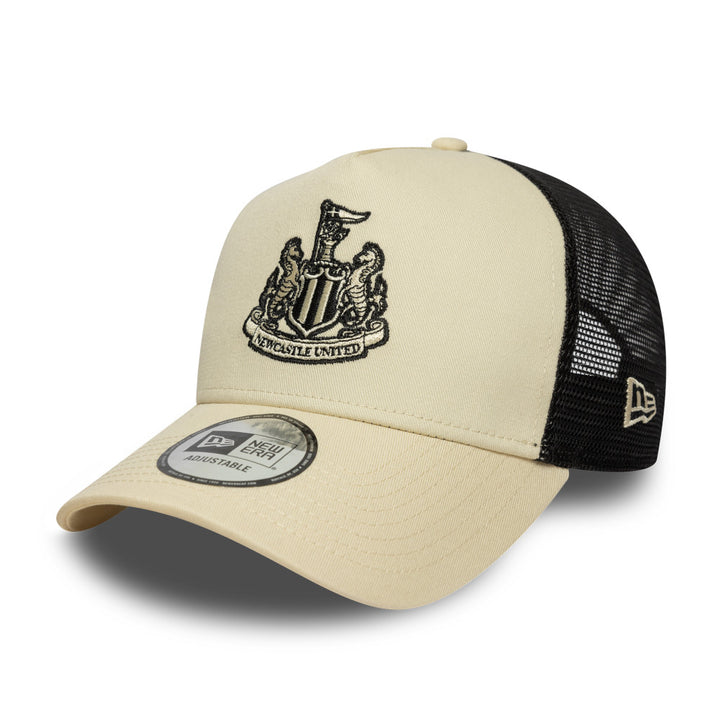 New Era หมวกรุ่น Newcastle United Fc Emea Football Light Cream 9Forty A-Frame Trucker Cap