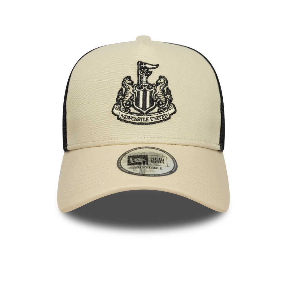 New Era หมวกรุ่น Newcastle United Fc Emea Football Light Cream 9Forty A-Frame Trucker Cap