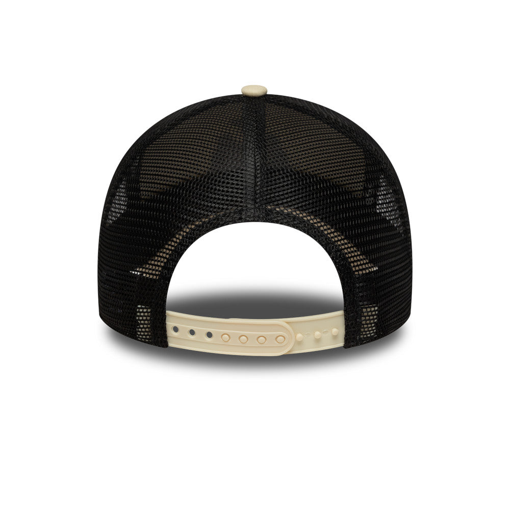 New Era หมวกรุ่น Newcastle United Fc Emea Football Light Cream 9Forty A-Frame Trucker Cap