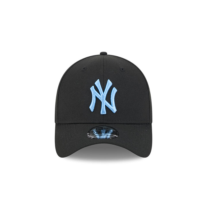 หมวกแก๊ป New Era รุ่น New York Yankees Sky Blue Pack Black 39Thirty Cap