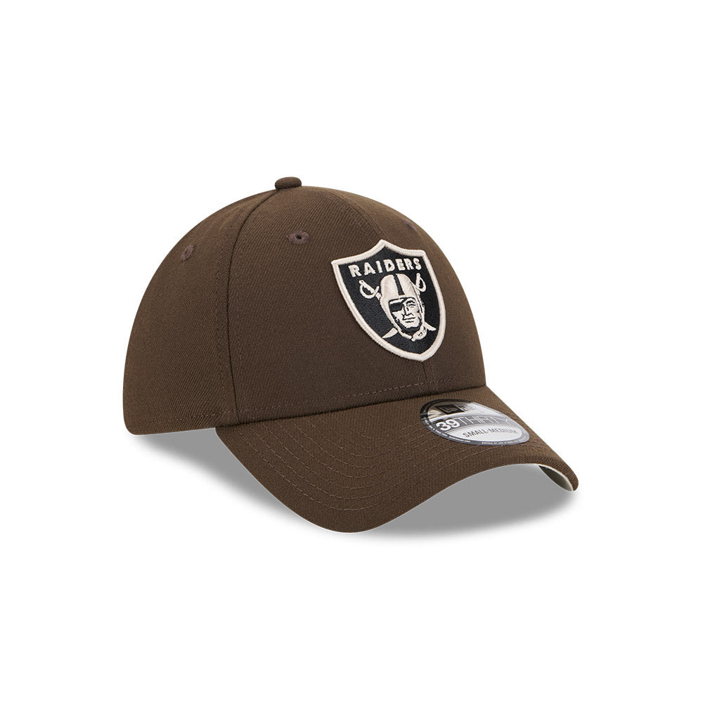 New Era หมวกรุ่น LAS VEGAS RAIDERS WALNUT BLACK STONE MOSS 39THIRTY CAP