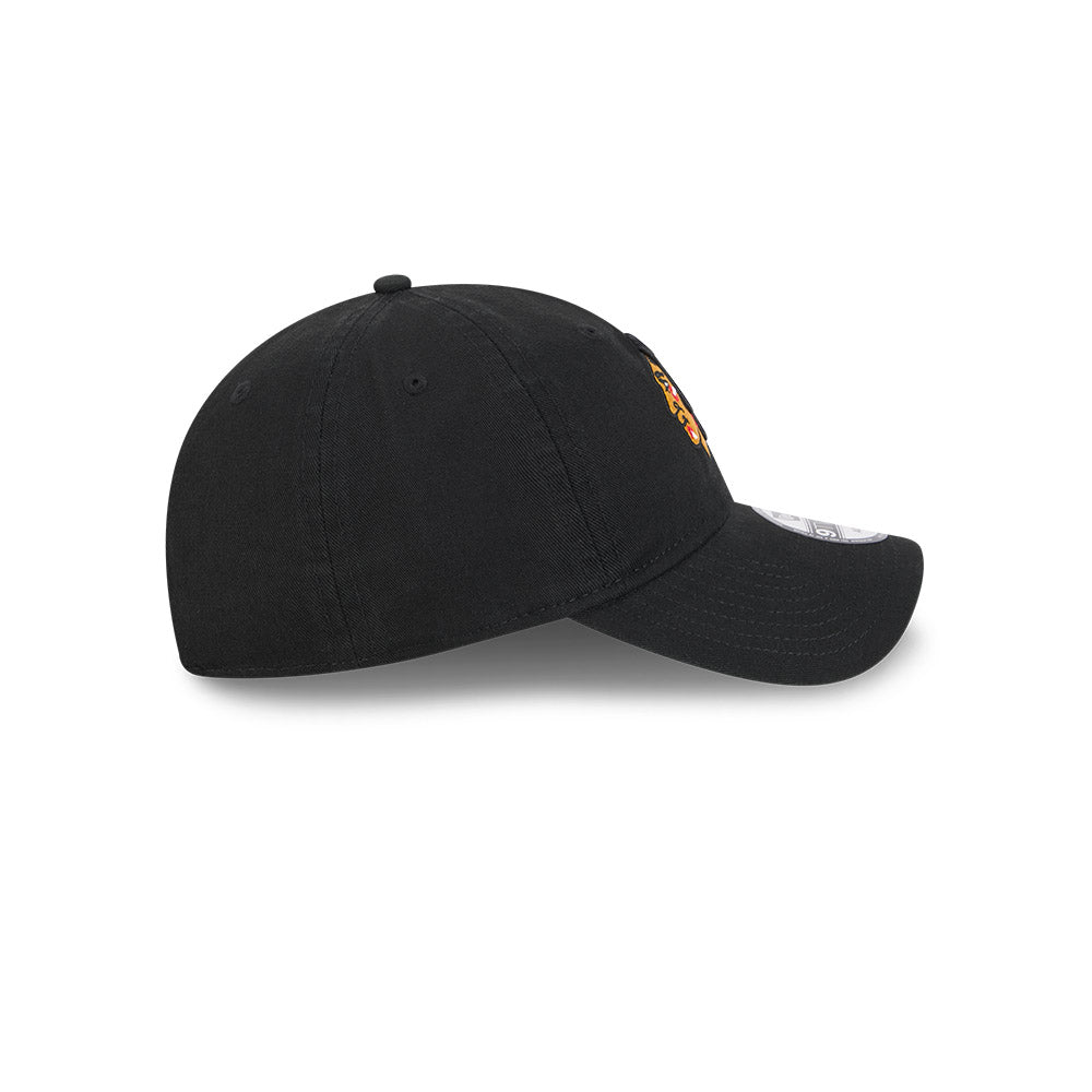 New Era หมวกรุ่น CHICAGO BLACKHAWKS BLACK WASHED PACK BLACK 9TWENTY CAP