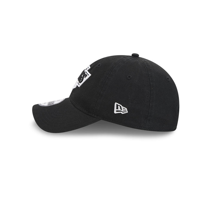 New Era หมวกรุ่น LOS ANGELES KINGS BLACK WASHED PACK BLACK 9TWENTY CAP