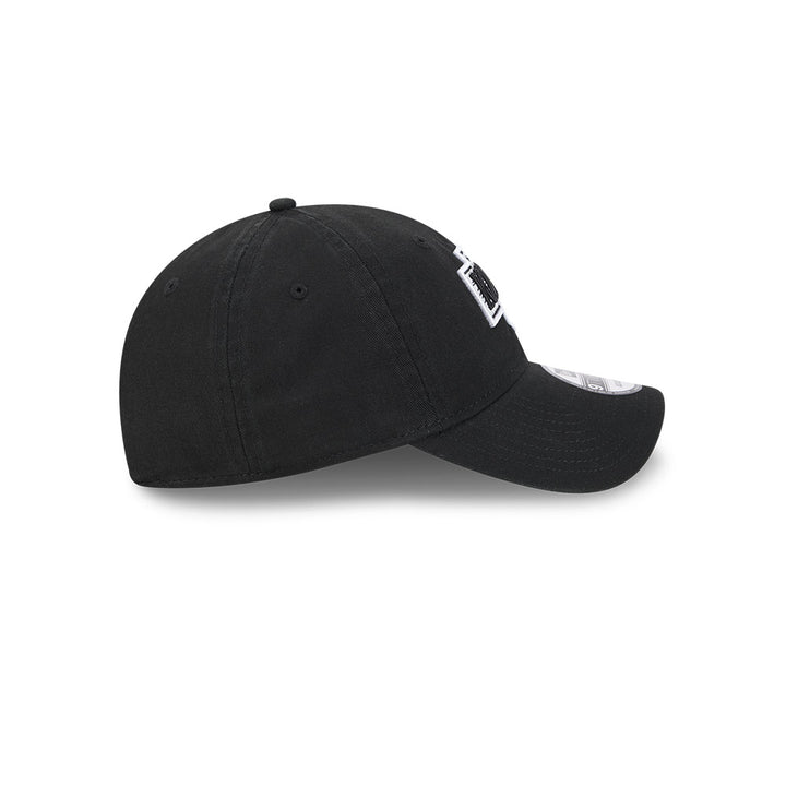 New Era หมวกรุ่น LOS ANGELES KINGS BLACK WASHED PACK BLACK 9TWENTY CAP
