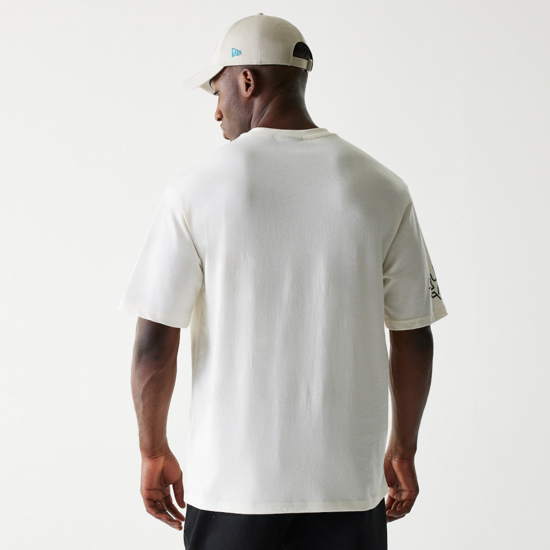 New Era เสื้อยืดแขนสั้นรุ่น New Era X Netflix Squid Game Off White Oversized Short Sleeve T-Shirt