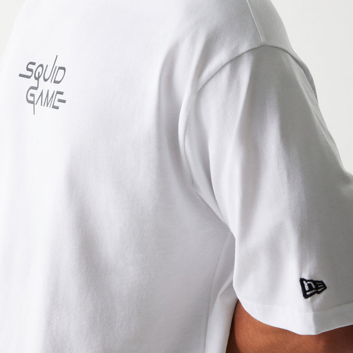New Era เสื้อยืดแขนสั้นรุ่น New Era X Netflix Squid Game White Oversized Short Sleeve T-Shirt