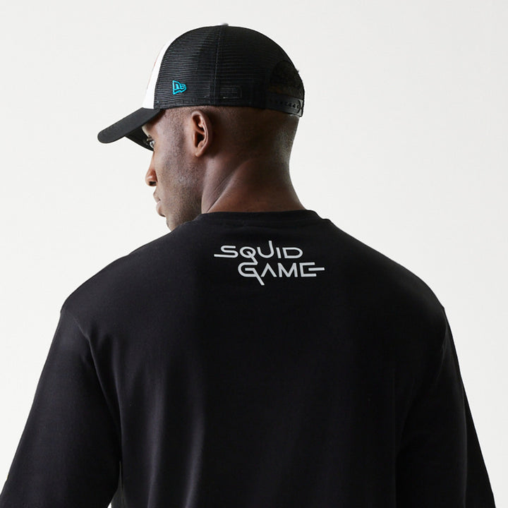 New Era เสื้อยืดแขนสั้นรุ่น New Era X Netflix Squid Game Black Oversized Short Sleeve T-Shirt