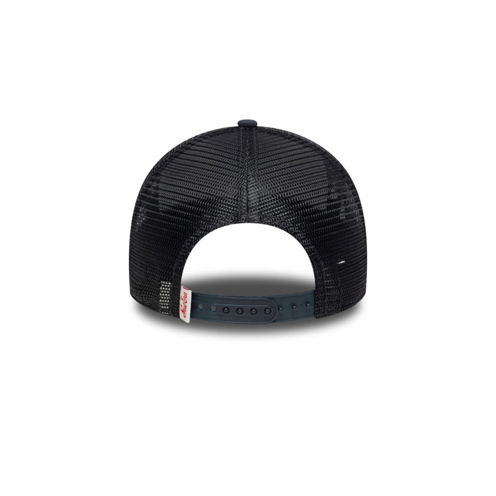 หมวกแก๊ป New Era รุ่น New Era Oval Canvas Distress Navy 9Forty E-Frame Trucker Cap