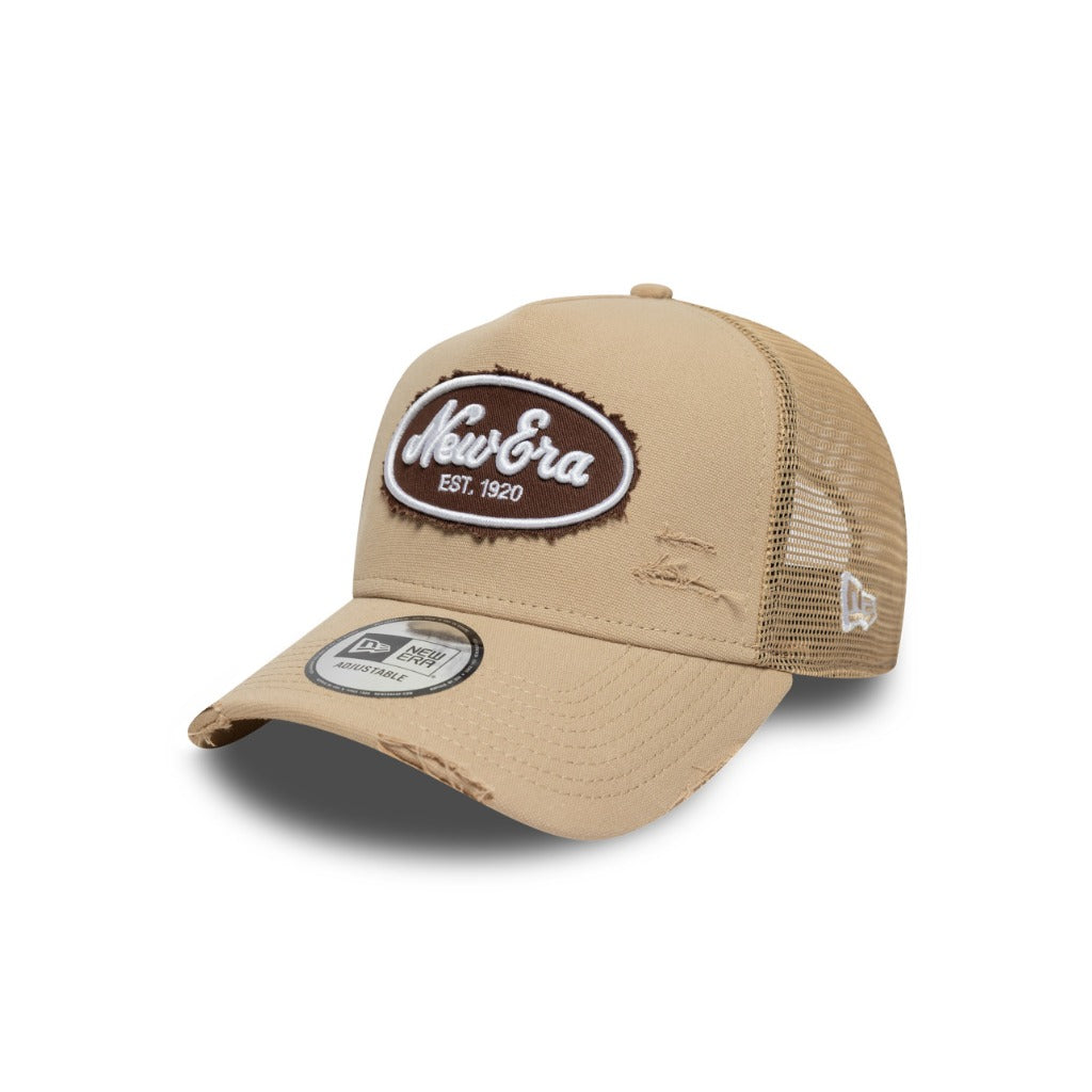 หมวกแก๊ป New Era รุ่น New Era Oval Canvas Distress Camel 9Forty E-Frame Trucker Cap