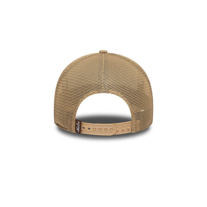 หมวกแก๊ป New Era รุ่น New Era Oval Canvas Distress Camel 9Forty E-Frame Trucker Cap