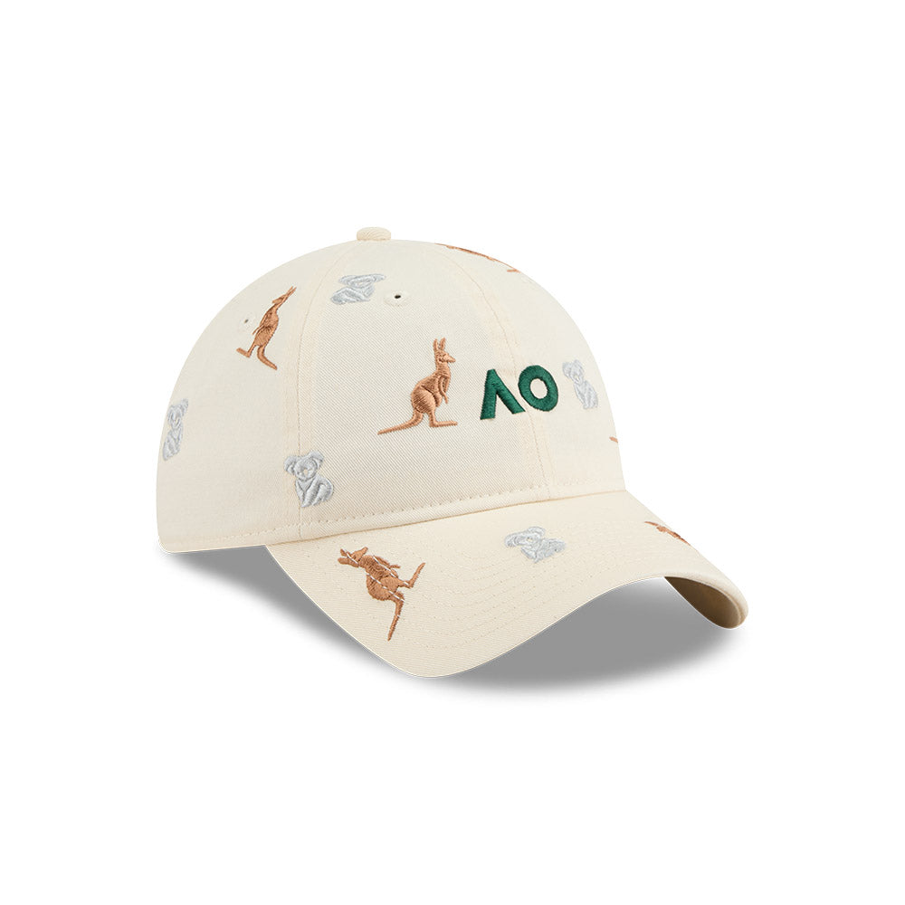 New Era หมวกรุ่น AUSTRALIAN OPEN AUSSIE ICONS LIGHT CREAM 9TWENTY CLOTH STRAP CAP